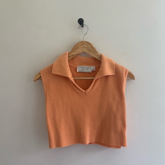 Tops - 90s trendy crop top sweater tank top Tiktok ready